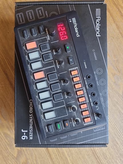 Roland J-6 chord synthesizer