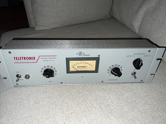 UA LA2A Reissue Hardware