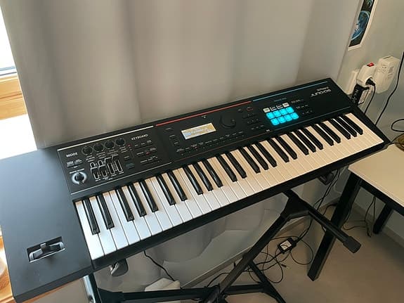 Roland Juno-DS 61
