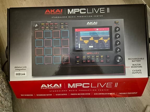 NY PRIS Akai MPC Live II