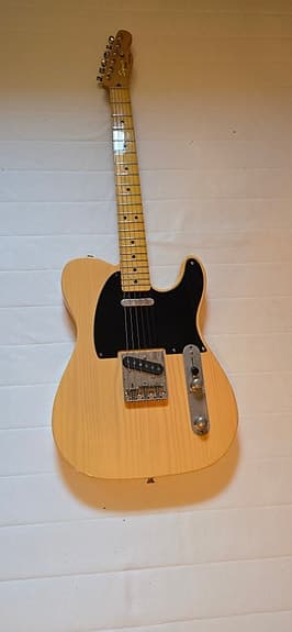 Squier CV 50's Telecaster med kasse selges