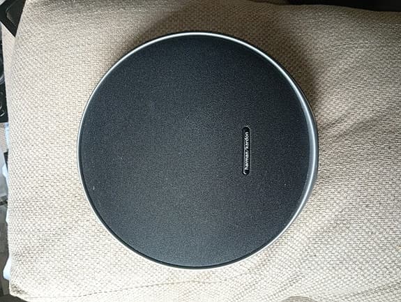 Harman Kardon Onyx studio 9