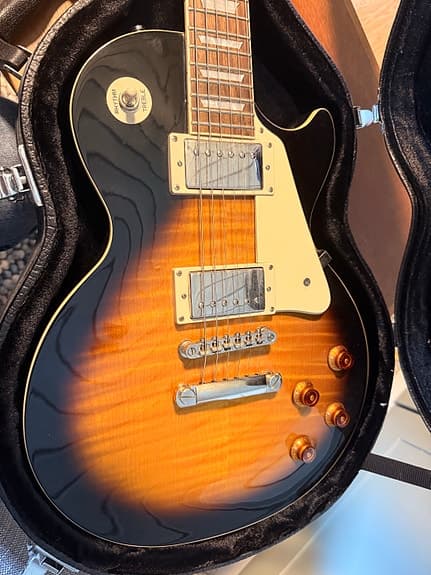 Epiphone Les Paul Standard 2009 – flott flame top + hardcase