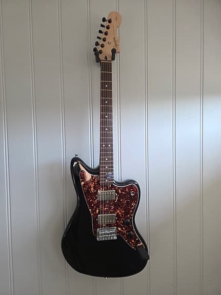 Oppgradert Squier Affinity Jazzmaster (Iron Gear, Gotoh)