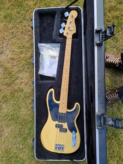 Fender Precision Bass 60th anniversary