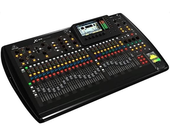 Behringer X32 Mixer Digitale 32 Preamplificatori Midas (må hentes i Bergen)