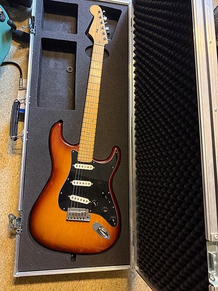 Fender american deluxe stratocaster