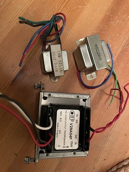 Utgangs transformatorer til gitar forsterkere.