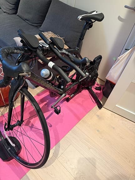 Trek Madone 5.2 OCLV Carbon 500 Series – Ultegra + Elite Suito
