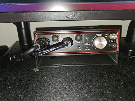Focusrite Scarlett 2i2 (2gen)
