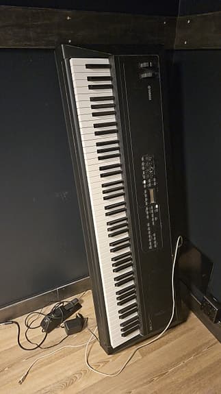 Yamaha midi keyboard