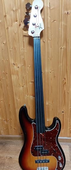 FENDER Tony Franklin Fretless Precision Bass EB 3-Color Sunburst USA 2007