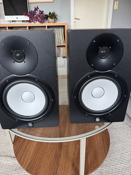 Yamaha HS8 aktive studiomonitorer svarte
