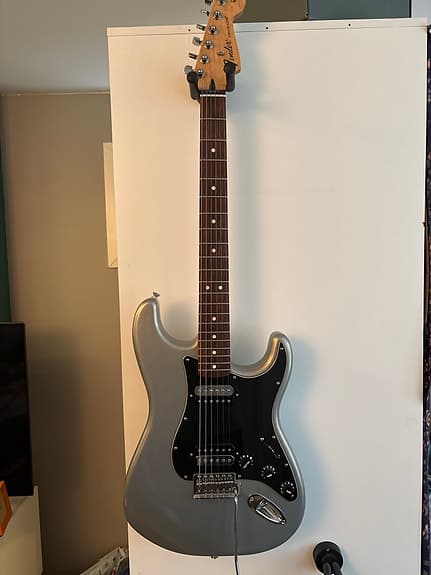 Fender Stratocaster HSS – Made in Mexico