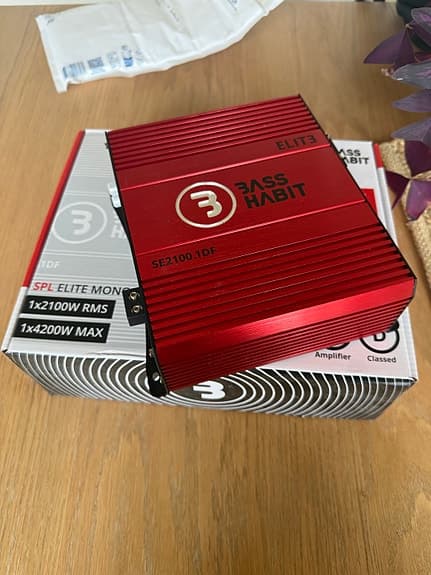 Bass Habit SPL Elite 2100w rms