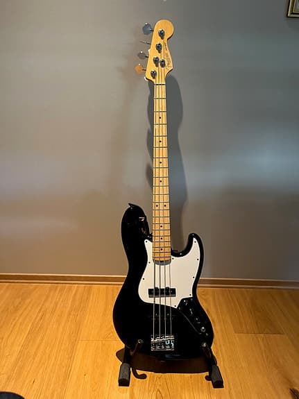 Fender American Standard Jazz Bass selges
