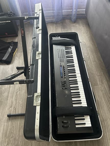 Yamaha S80 synthesizer keyboard 88 tangenter