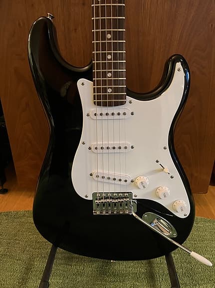 Louder «Stratocaster»- El-gitar