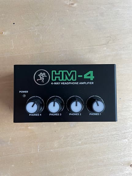 Mackie HM-4 Headphone Amplifier