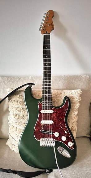 Patina PS-3 stratocaster selges