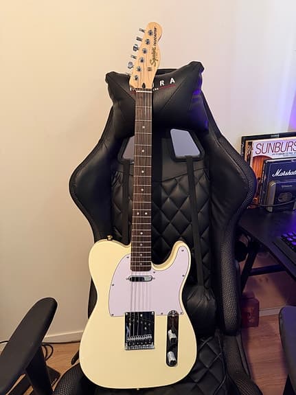 Squier Affinity Telecaster m/bag