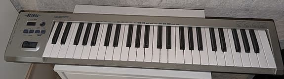 Roland / Edirol PC-50 – 49-tangenters MIDI-keyboard