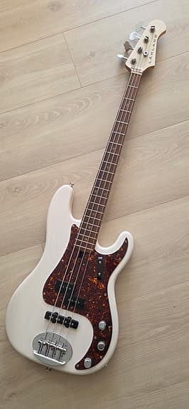 Lakland USA Bob Glaub Precision P/J bass til salgs