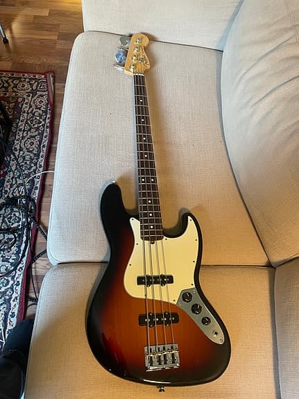 Fender Jazz Bass American Professional (2017-modell)