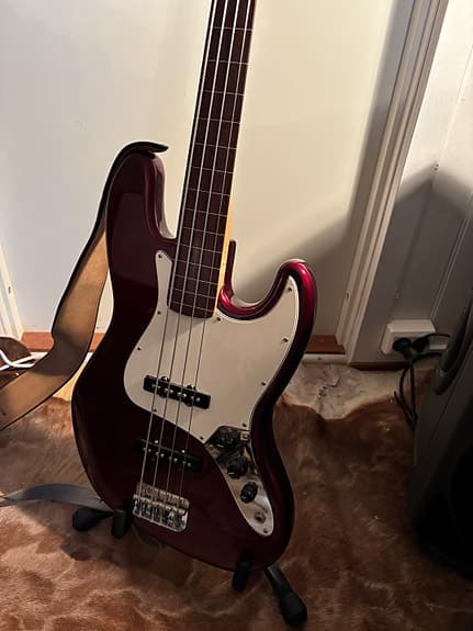Fender Fretless Jazz Bass