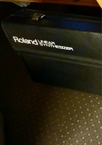 ROLAND synthesizer koffert vintage retro