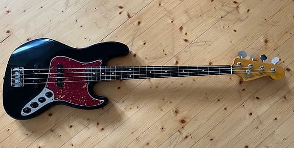 Fender Jazz Bass ca 30 år gammel