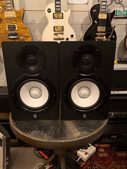 Yamaha HS7 studiomonitorer svarte