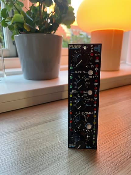 Empirical Labs PUMP 500-serie kompressor