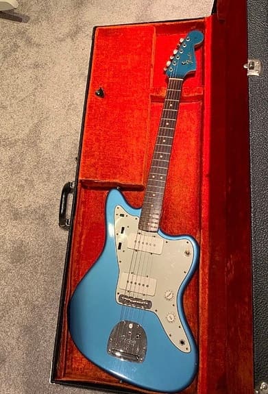 Etterlysning: Fender Jazzmaster Lake Placid Blue 1964