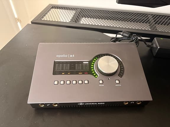Universal Audio Apollo x4 Audio Interface