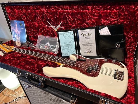 Fender Custom Shop 63 Precision bass, Olympic White