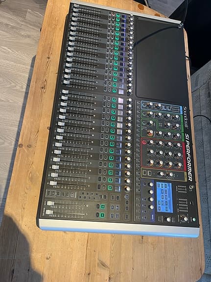 Soundcraft Performer 3 + Soundcraft Stagebox 32i