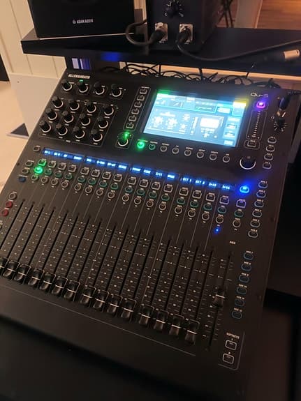 Allen heath Qu5 helt ny
