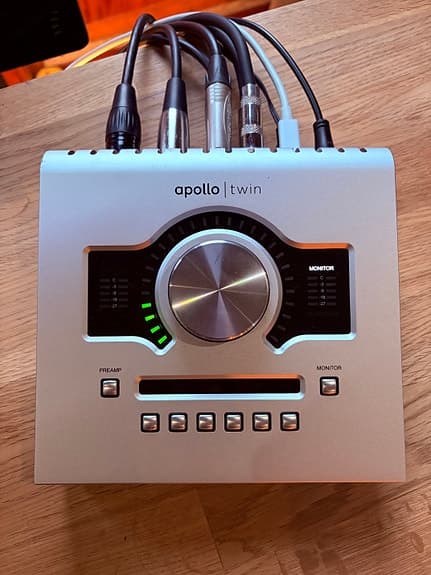 Universal Audio Apollo Twin + Apple Thunderbolt 2 til 3 adapter