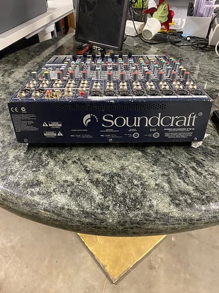 Soundcraft EFX8 miksebord – 8 kanaler – Lexicon effekter - kan levere