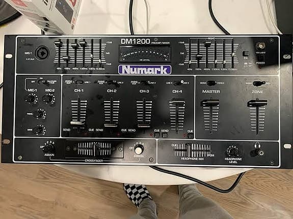 Numark DM1200 4 Channel DJ Preamp / Mixer – 19" rack