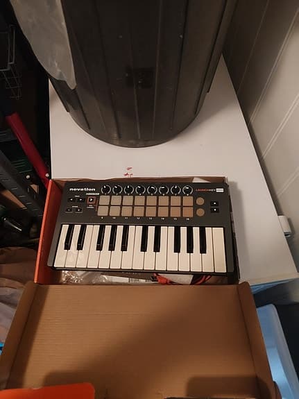 Novation launchkey mini midi keyboard