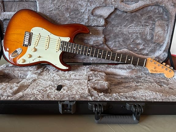 2017 Fender American Elite Stratocaster
