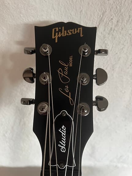Gibson Les Paul Studio elektrisk gitar svart