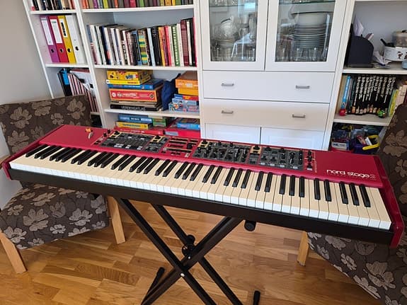 Nord Stage 2 HA88