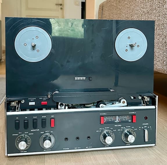 Revox A77 Mk III – 4-spors spolebåndspiller – klassisk vintage hi-fi**