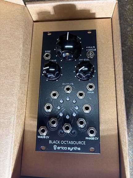 Erica Synths Black Octasource Eurorack modul