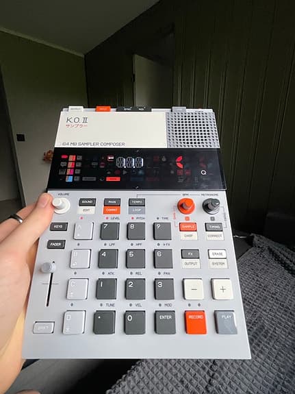 Teenage Engineering KO II sampler og groovebox