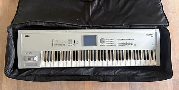 KORG TRITON PRO 76 inkl. gigbag // Music Workstation - Sampler