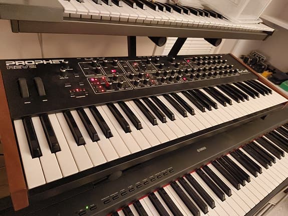 Dave Smith/Sequential Prophet Rev2 16 voice